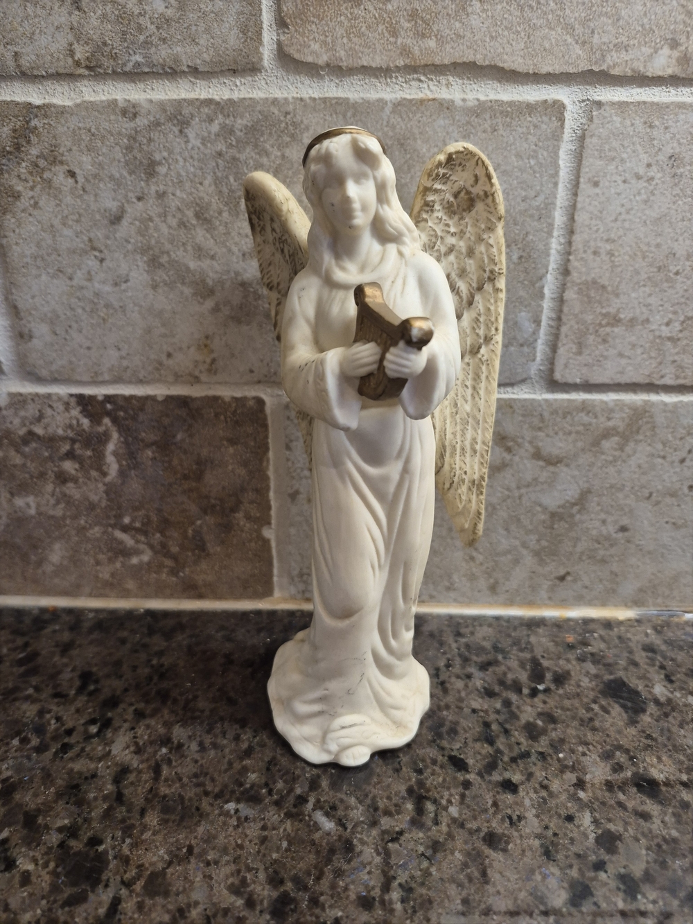 Vintage Collectible JC Penney Porcelain Angel 6” Playing Harp Gold & White